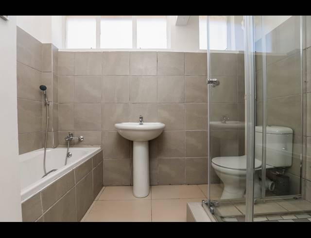 3 BEDROOM APARTMENT FOR SALE IN WINDERMERE